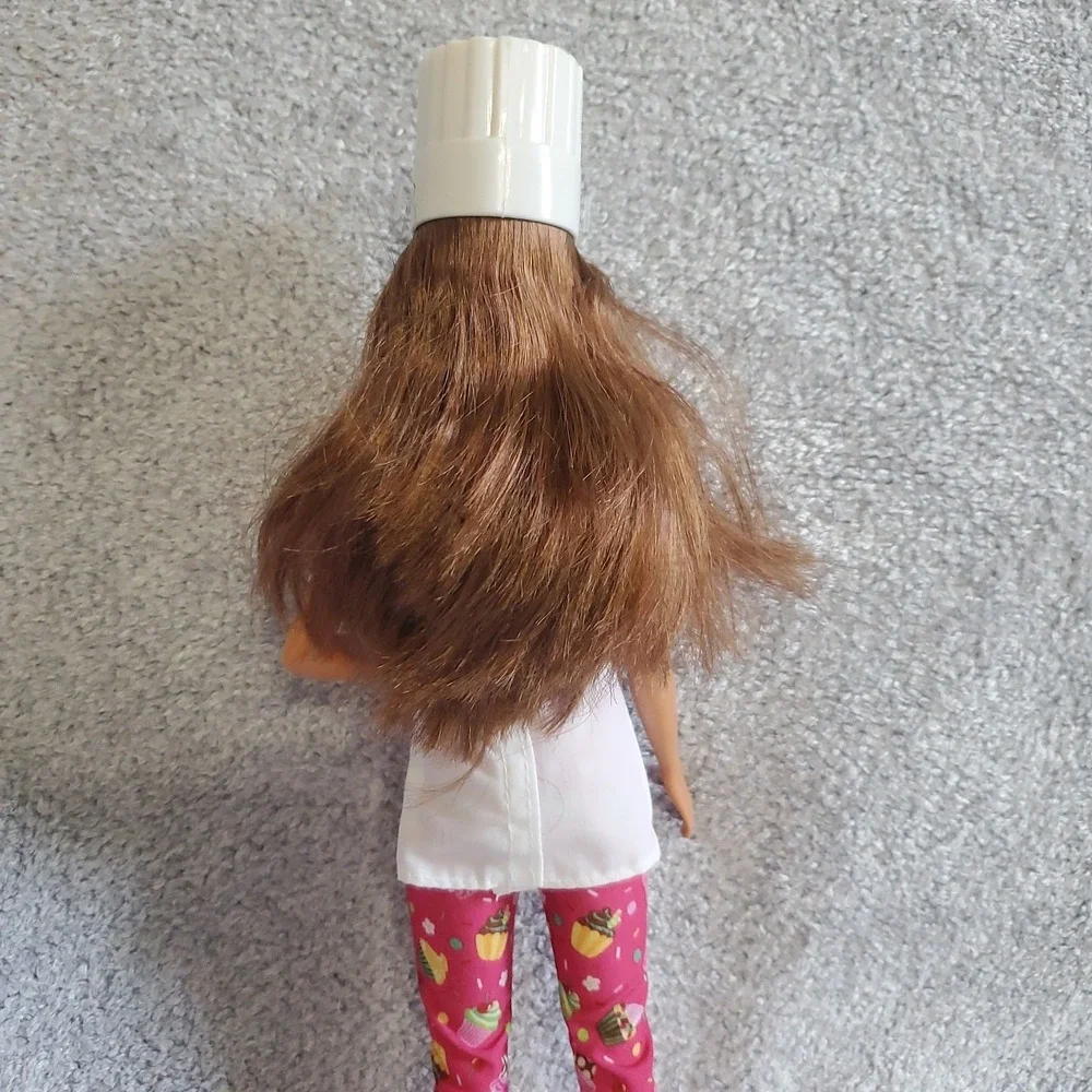 Mattel Barbie I Can Be Anything Pastry Chef Doll‎